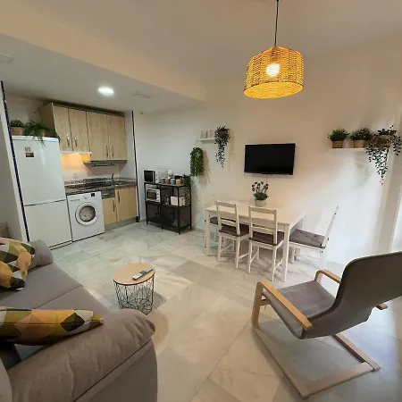 Atico Duplex En El Centro De Daire *